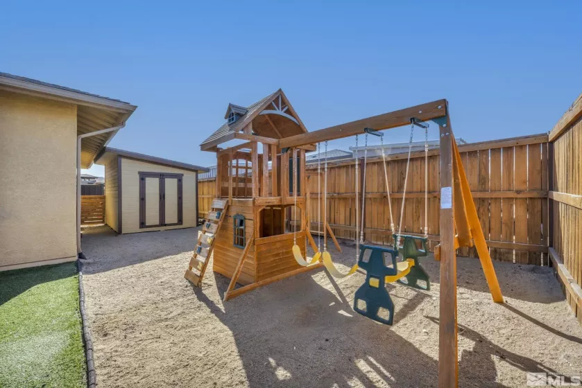 696 Raptor Way, Fernley, Nevada 89408, 3 Bedrooms Bedrooms, ,3 BathroomsBathrooms,Residential,For Sale,Raptor Way,250004419