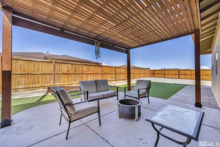696 Raptor Way, Fernley, Nevada 89408, 3 Bedrooms Bedrooms, ,3 BathroomsBathrooms,Residential,For Sale,Raptor Way,250004419