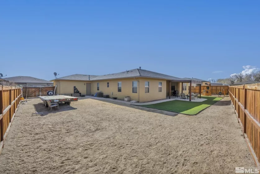 696 Raptor Way, Fernley, Nevada 89408, 3 Bedrooms Bedrooms, ,3 BathroomsBathrooms,Residential,For Sale,Raptor Way,250004419