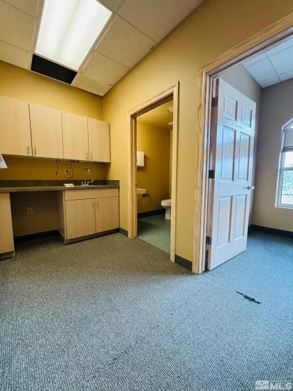 645 Sierra Rose Dr #201, Reno, Nevada 89511, ,Commercial Lease,Manufactured,Sierra Rose Dr #201,250004211