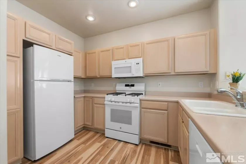 709 Caughlin Glen, Reno, Nevada 89519, 3 Bedrooms Bedrooms, ,3 BathroomsBathrooms,Residential,For Sale,Caughlin Glen,250004522