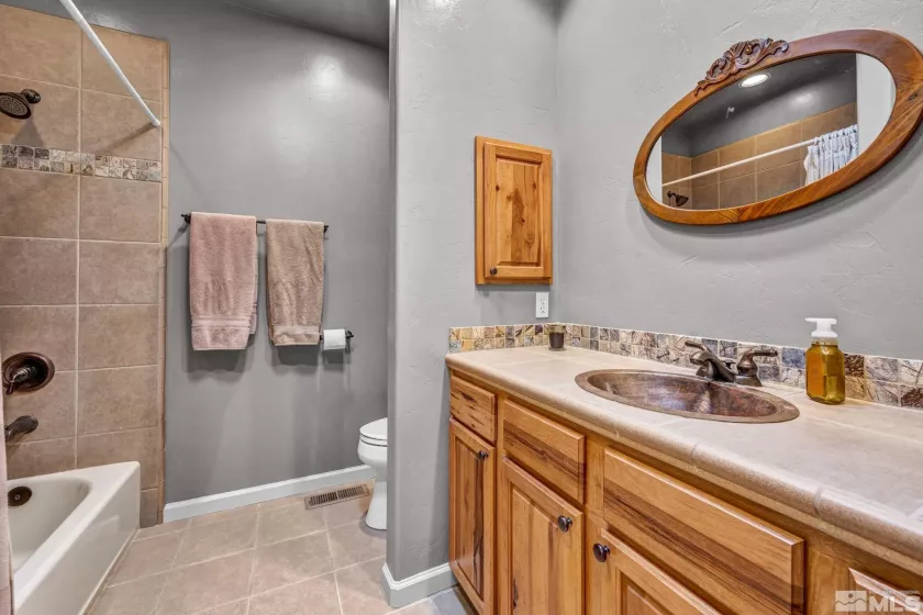 16375 Callahan Rd, Reno, Nevada 89511, 3 Bedrooms Bedrooms, ,2 BathroomsBathrooms,Residential,For Sale,Callahan Rd,250004536
