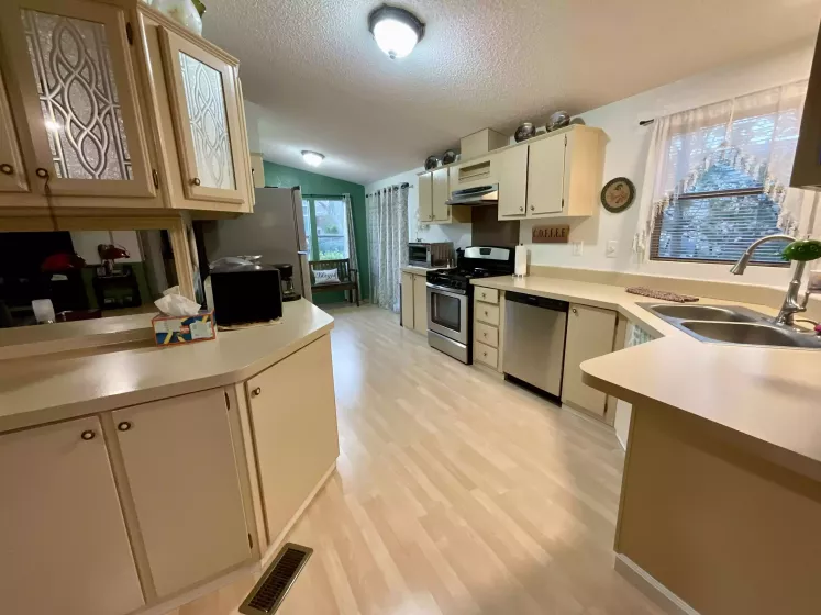 6560 Pyramid Hwy, sparks, Nevada 89436, 3 Bedrooms Bedrooms, 9 Rooms Rooms,2 BathroomsBathrooms,Manufactured,Residential,Pyramid,250004537