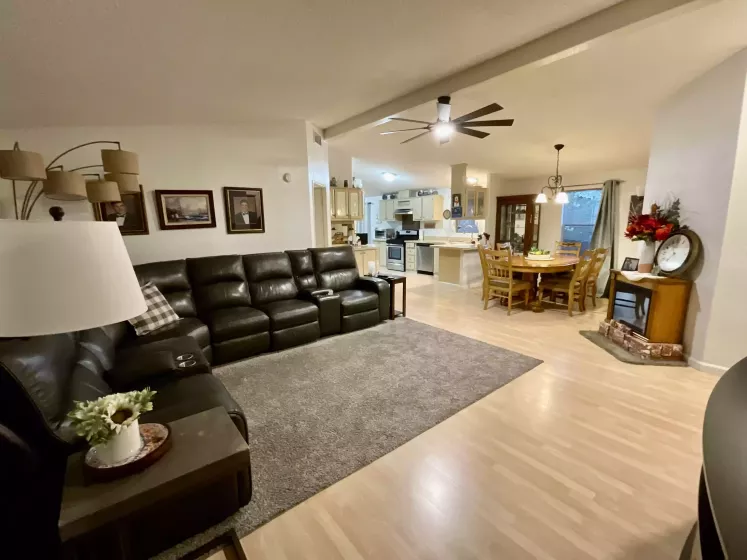 6560 Pyramid Hwy, sparks, Nevada 89436, 3 Bedrooms Bedrooms, 9 Rooms Rooms,2 BathroomsBathrooms,Manufactured,Residential,Pyramid,250004537