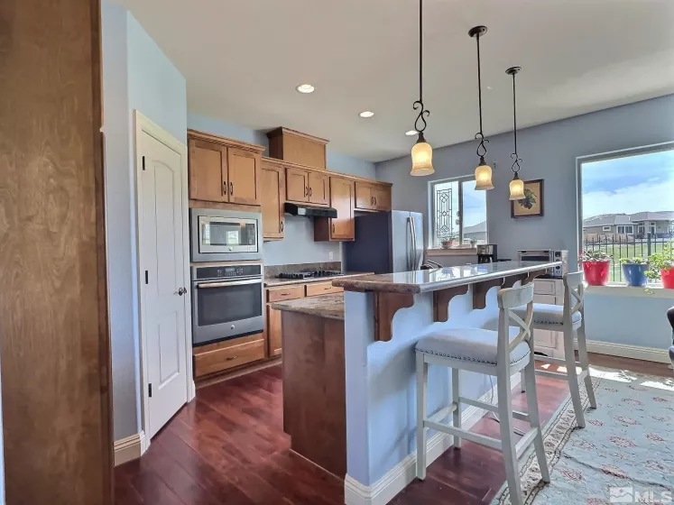 1611 Silver Oak Dr, Carson City, Nevada 89703, 3 Bedrooms Bedrooms, ,2 BathroomsBathrooms,Residential,For Sale,Silver Oak Dr,250004716