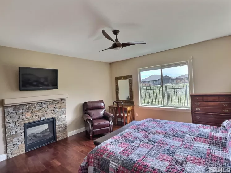 1611 Silver Oak Dr, Carson City, Nevada 89703, 3 Bedrooms Bedrooms, ,2 BathroomsBathrooms,Residential,For Sale,Silver Oak Dr,250004716