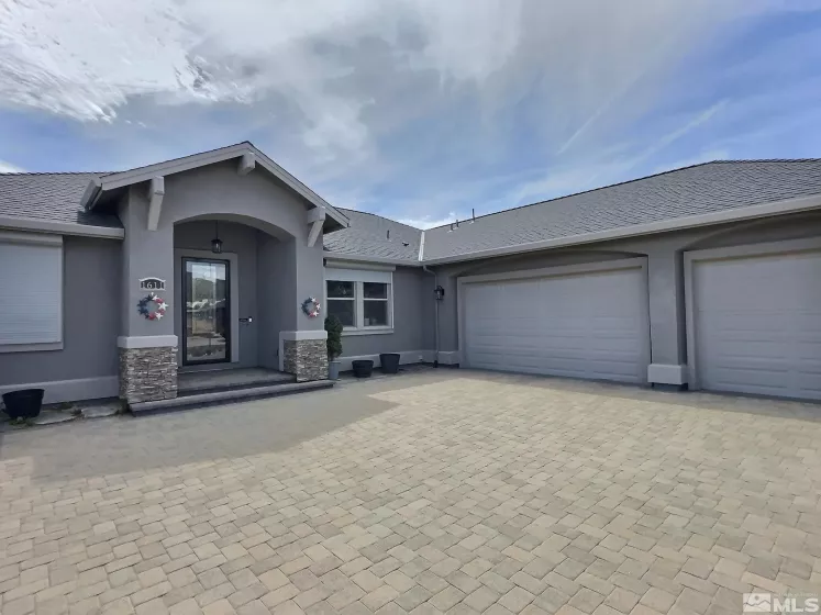 1611 Silver Oak Dr, Carson City, Nevada 89703, 3 Bedrooms Bedrooms, ,2 BathroomsBathrooms,Residential,For Sale,Silver Oak Dr,250004716