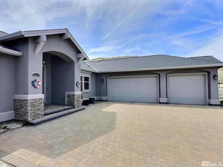 1611 Silver Oak Dr, Carson City, Nevada 89703, 3 Bedrooms Bedrooms, ,2 BathroomsBathrooms,Residential,For Sale,Silver Oak Dr,250004716