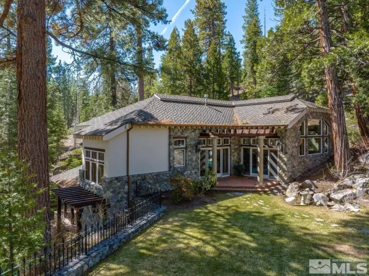 190 Yellow Jacket, Glenbrook, Nevada 89413, 6 Bedrooms Bedrooms, ,6 BathroomsBathrooms,Residential,For Sale,Yellow Jacket,250005075