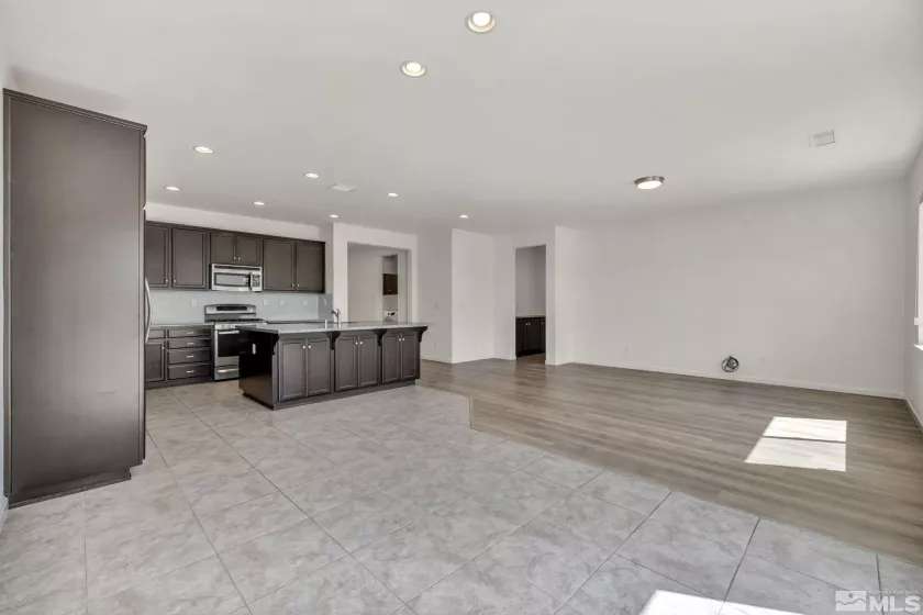 1900 Horse Prairie Rd., Reno, Nevada 89521, 4 Bedrooms Bedrooms, ,3 BathroomsBathrooms,Residential,For Sale,Horse Prairie Rd.,250005174