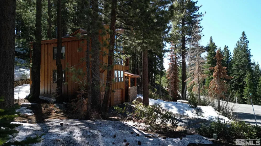 1028 Apollo Way, Incline Village, Nevada 89451, 5 Bedrooms Bedrooms, ,3 BathroomsBathrooms,Residential,For Sale,Apollo Way,250005277