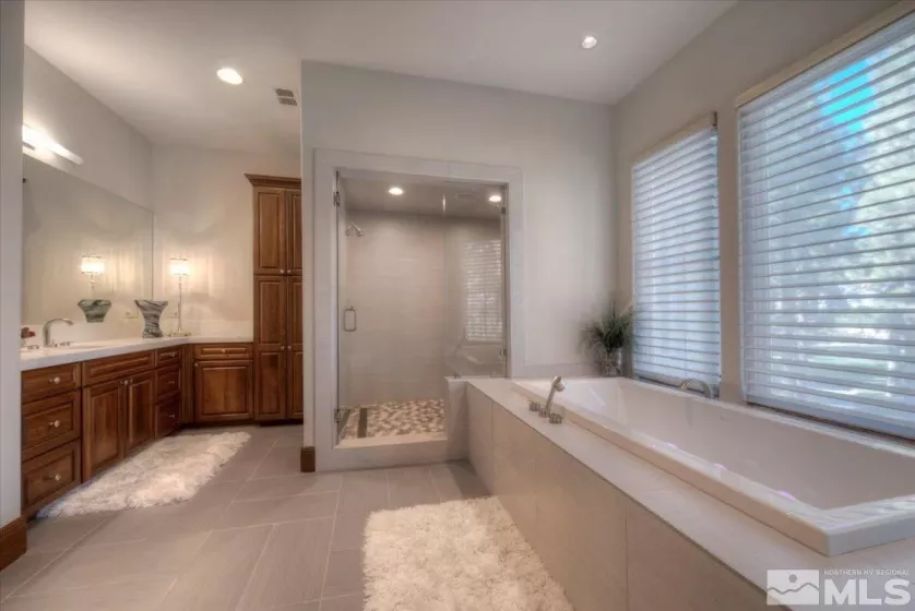 6090 Lake Geneva Drive, Reno, Nevada 89511, 4 Bedrooms Bedrooms, ,4 BathroomsBathrooms,Residential,For Sale,Lake Geneva Drive,250005286