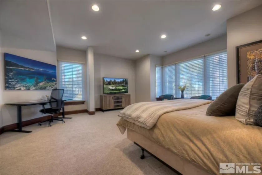 6090 Lake Geneva Drive, Reno, Nevada 89511, 4 Bedrooms Bedrooms, ,4 BathroomsBathrooms,Residential,For Sale,Lake Geneva Drive,250005286