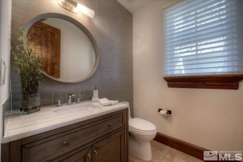 6090 Lake Geneva Drive, Reno, Nevada 89511, 4 Bedrooms Bedrooms, ,4 BathroomsBathrooms,Residential,For Sale,Lake Geneva Drive,250005286