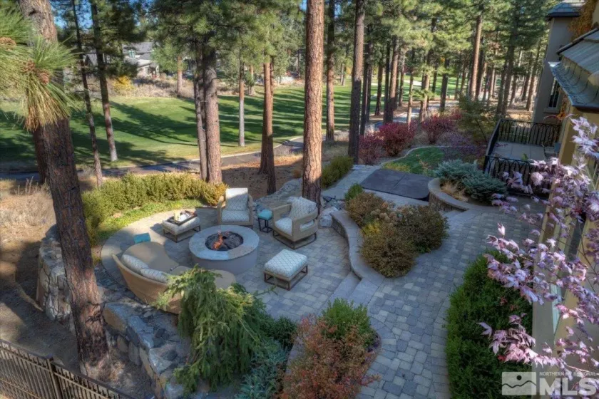 6090 Lake Geneva Drive, Reno, Nevada 89511, 4 Bedrooms Bedrooms, ,4 BathroomsBathrooms,Residential,For Sale,Lake Geneva Drive,250005286