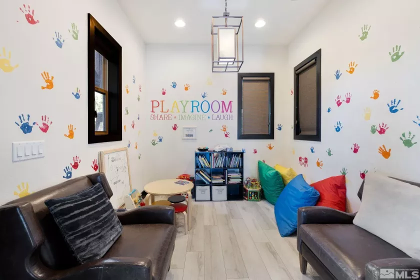 3335 Show Jumper, Reno, Nevada 89521, 3 Bedrooms Bedrooms, ,2 BathroomsBathrooms,Residential,For Sale,Show Jumper,250005347