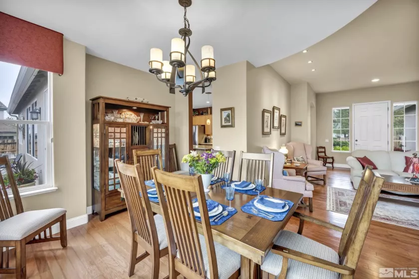 3463 White Mountain Ct, Reno, Nevada 89511, 4 Bedrooms Bedrooms, ,3 BathroomsBathrooms,Residential,For Sale,White Mountain Ct,250005462