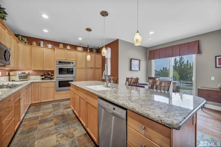 3463 White Mountain Ct, Reno, Nevada 89511, 4 Bedrooms Bedrooms, ,3 BathroomsBathrooms,Residential,For Sale,White Mountain Ct,250005462
