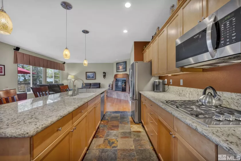 3463 White Mountain Ct, Reno, Nevada 89511, 4 Bedrooms Bedrooms, ,3 BathroomsBathrooms,Residential,For Sale,White Mountain Ct,250005462