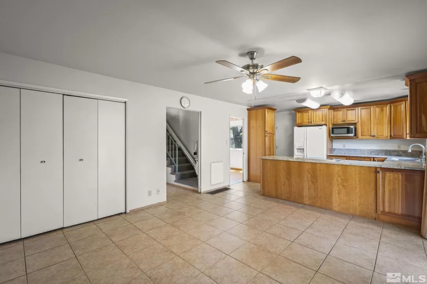 695 Sapphire Cir, Reno, Nevada 89509, 5 Bedrooms Bedrooms, ,2 BathroomsBathrooms,Residential,For Sale,Sapphire Cir,250005541