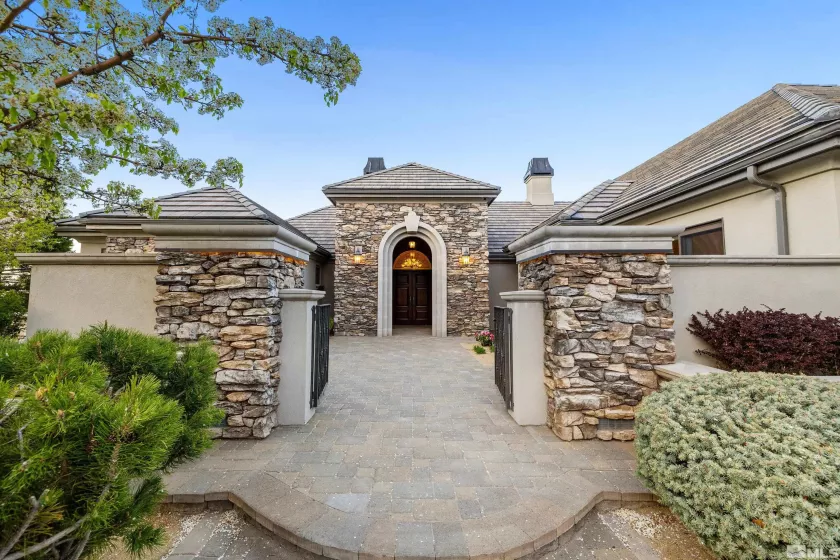 12360 High Vista Dr, Reno, Nevada 89511, 4 Bedrooms Bedrooms, ,4 BathroomsBathrooms,Residential,For Sale,High Vista Dr,250005544