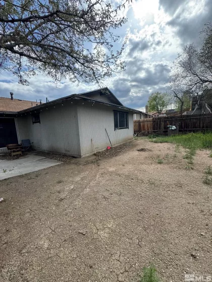 2055 Kings Row, Reno, Nevada 89503, 3 Bedrooms Bedrooms, ,2 BathroomsBathrooms,Residential,For Sale,Kings Row,250005558