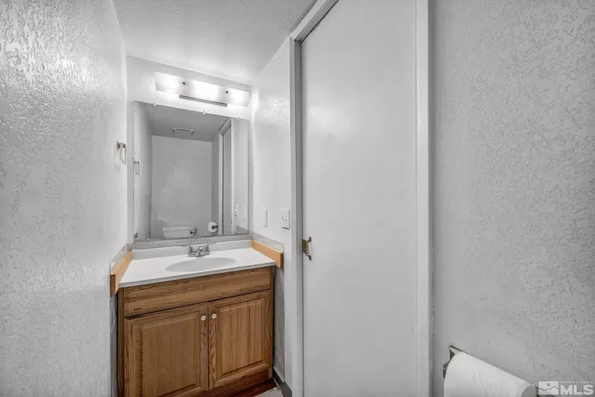 995 Adrian Way, Sparks, Nevada 89431, 3 Bedrooms Bedrooms, ,1 BathroomBathrooms,Residential,For Sale,Adrian Way,250005551