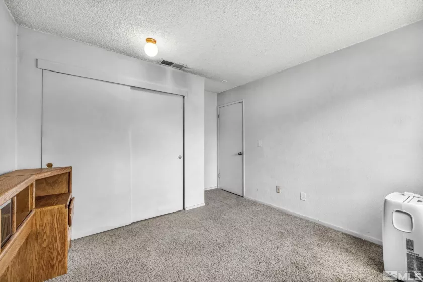 995 Adrian Way, Sparks, Nevada 89431, 3 Bedrooms Bedrooms, ,1 BathroomBathrooms,Residential,For Sale,Adrian Way,250005551