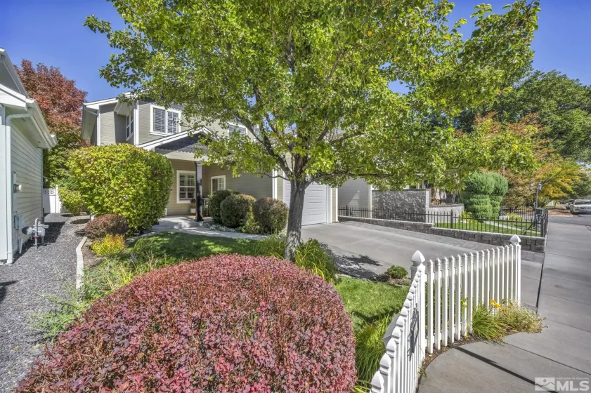 512 Spear, Carson City, Nevada 89701, 3 Bedrooms Bedrooms, ,2 BathroomsBathrooms,Residential,For Sale,Spear,250005568