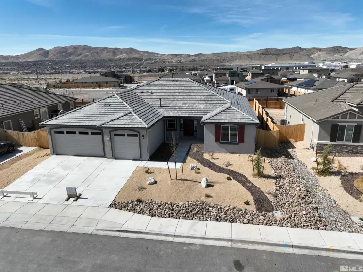 2215 Cloud Berry Drive, Sparks, Nevada 89441, 4 Bedrooms Bedrooms, ,3 BathroomsBathrooms,Residential,For Sale,Cloud Berry Drive,250005420