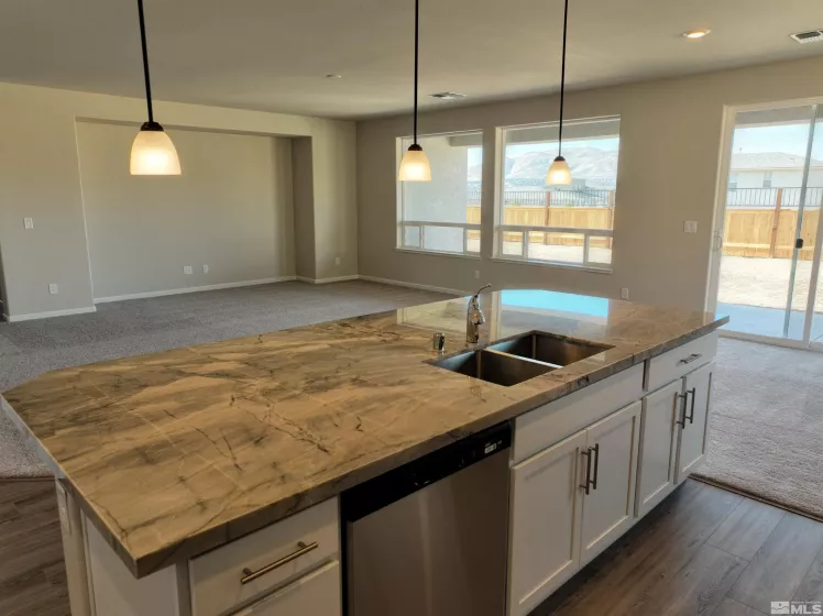 2215 Cloud Berry Drive, Sparks, Nevada 89441, 4 Bedrooms Bedrooms, ,3 BathroomsBathrooms,Residential,For Sale,Cloud Berry Drive,250005420