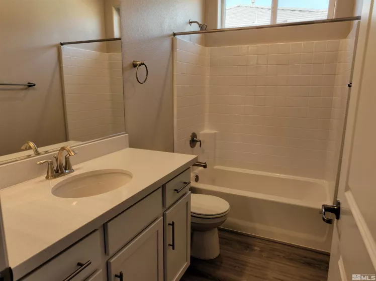 2215 Cloud Berry Drive, Sparks, Nevada 89441, 4 Bedrooms Bedrooms, ,3 BathroomsBathrooms,Residential,For Sale,Cloud Berry Drive,250005420