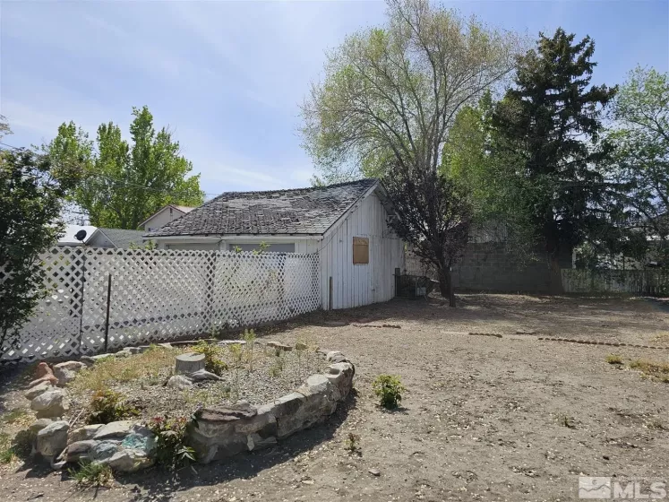 311 Main St, Yerington, Nevada 89447, 1 Bedroom Bedrooms, ,1 BathroomBathrooms,Residential,For Sale,Main St,250005421