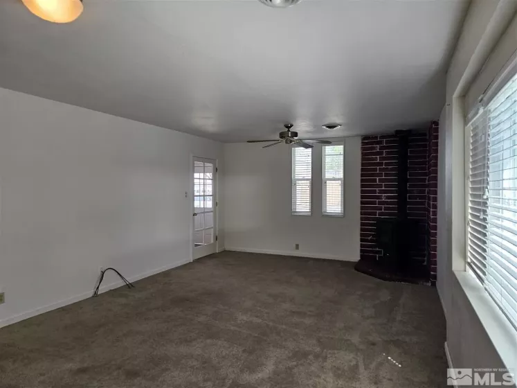 311 Main St, Yerington, Nevada 89447, 1 Bedroom Bedrooms, ,1 BathroomBathrooms,Residential,For Sale,Main St,250005421