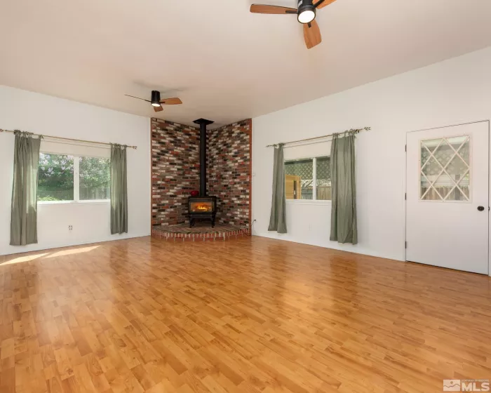 1357 Toler Ave, Gardnerville, Nevada 89410, 3 Bedrooms Bedrooms, ,2 BathroomsBathrooms,Residential,For Sale,Toler Ave,250005565