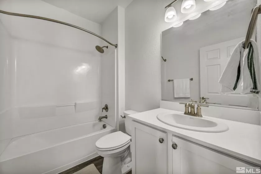 7962 Flint Springs Dr, Sun Valley, Nevada 89433, 4 Bedrooms Bedrooms, ,2 BathroomsBathrooms,Residential,For Sale,Flint Springs Dr,250000531
