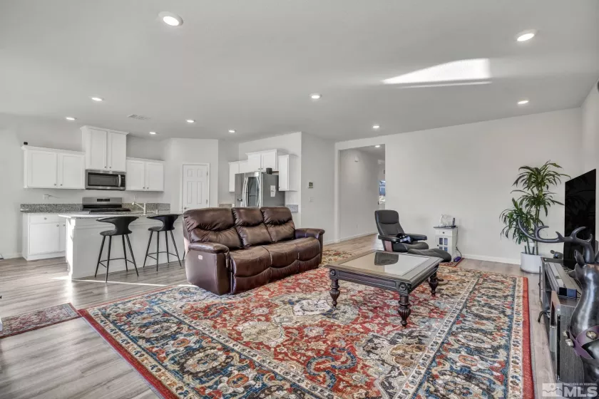 7962 Flint Springs Dr, Sun Valley, Nevada 89433, 4 Bedrooms Bedrooms, ,2 BathroomsBathrooms,Residential,For Sale,Flint Springs Dr,250000531
