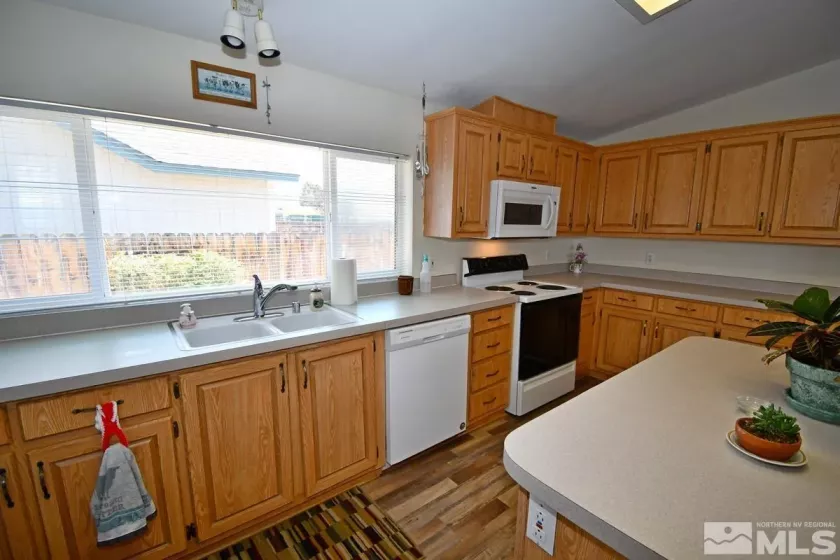 229 Mark Street, Gardnerville, Nevada 89410, 3 Bedrooms Bedrooms, ,2 BathroomsBathrooms,Residential,For Sale,Mark Street,250005570