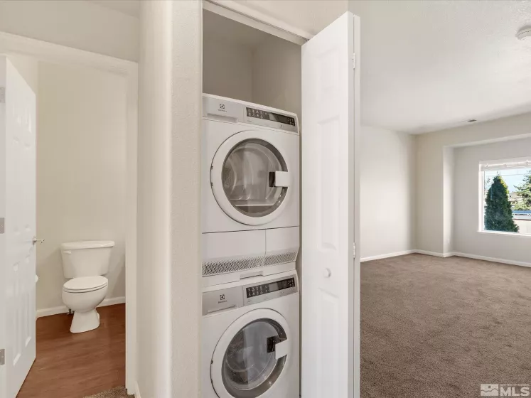 4685 Sarah Beth Ln, Reno, Nevada 89503, 2 Bedrooms Bedrooms, ,2 BathroomsBathrooms,Residential,For Sale,Sarah Beth Ln,250005574
