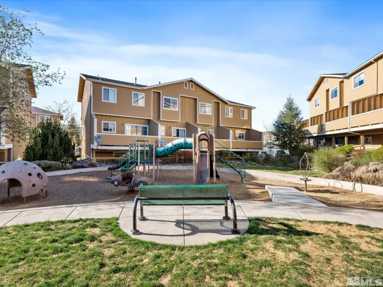 4685 Sarah Beth Ln, Reno, Nevada 89503, 2 Bedrooms Bedrooms, ,2 BathroomsBathrooms,Residential,For Sale,Sarah Beth Ln,250005574