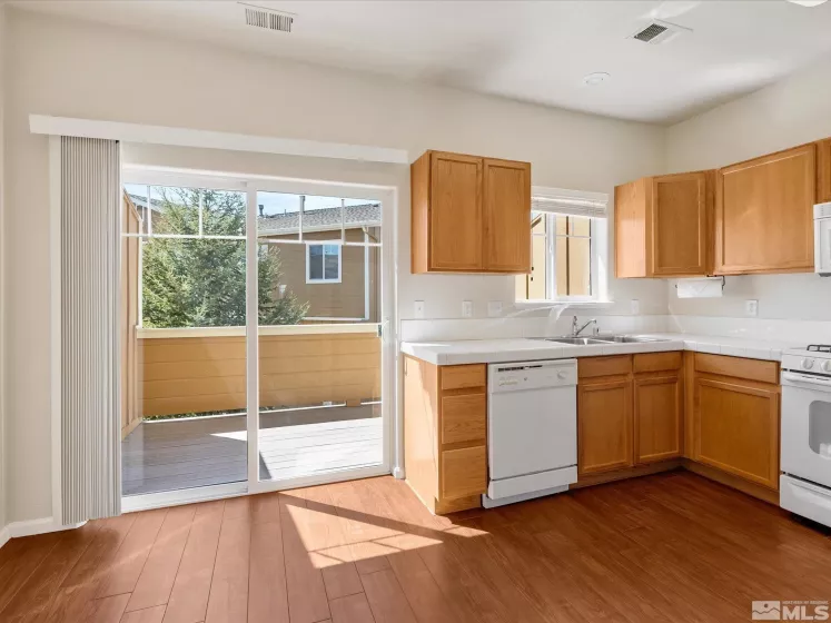 4685 Sarah Beth Ln, Reno, Nevada 89503, 2 Bedrooms Bedrooms, ,2 BathroomsBathrooms,Residential,For Sale,Sarah Beth Ln,250005574