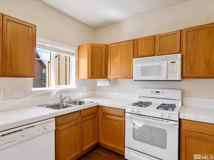 4685 Sarah Beth Ln, Reno, Nevada 89503, 2 Bedrooms Bedrooms, ,2 BathroomsBathrooms,Residential,For Sale,Sarah Beth Ln,250005574
