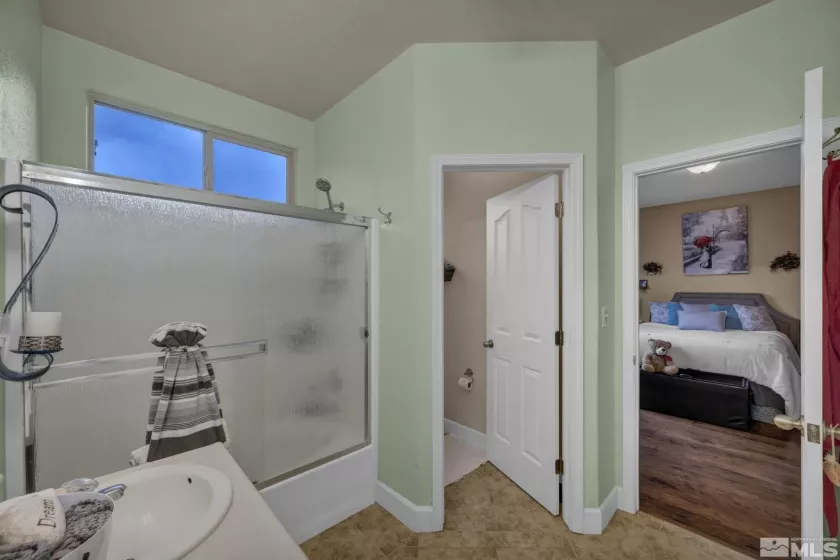 2721 Harding way, Reno, Nevada 89503, 3 Bedrooms Bedrooms, ,2 BathroomsBathrooms,Residential,For Sale,Harding way,250005575