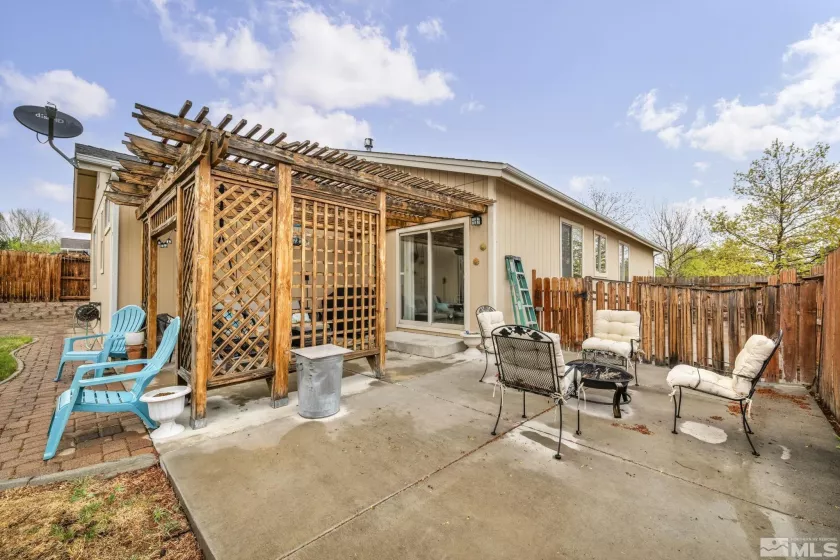 2721 Harding way, Reno, Nevada 89503, 3 Bedrooms Bedrooms, ,2 BathroomsBathrooms,Residential,For Sale,Harding way,250005575