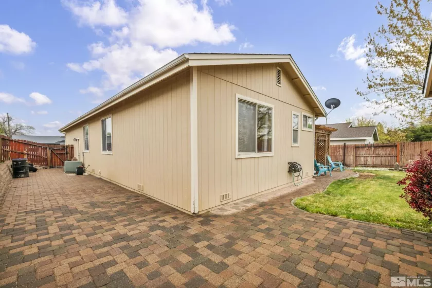 2721 Harding way, Reno, Nevada 89503, 3 Bedrooms Bedrooms, ,2 BathroomsBathrooms,Residential,For Sale,Harding way,250005575