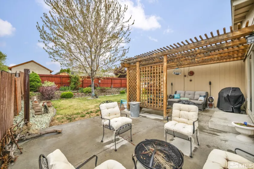 2721 Harding way, Reno, Nevada 89503, 3 Bedrooms Bedrooms, ,2 BathroomsBathrooms,Residential,For Sale,Harding way,250005575