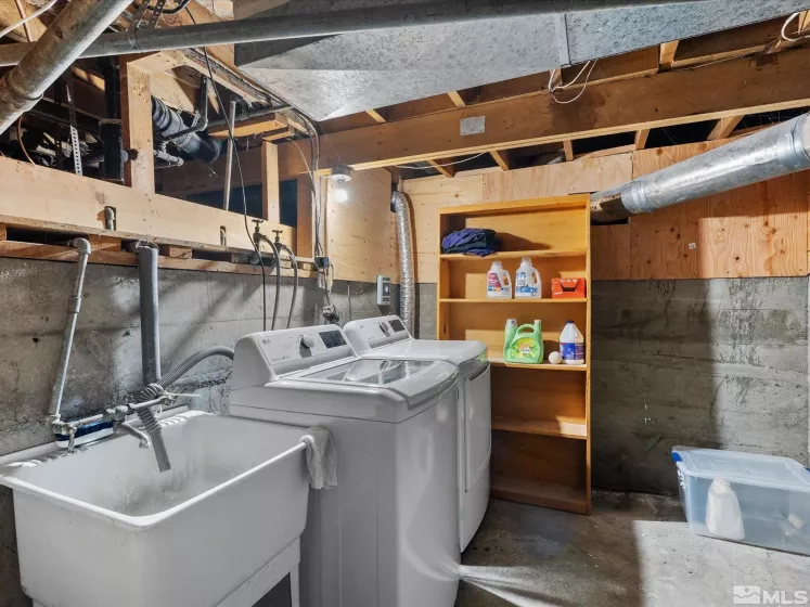 1620 The Strand, Reno, Nevada 89503, 2 Bedrooms Bedrooms, ,1 BathroomBathrooms,Residential,For Sale,The Strand,250005582