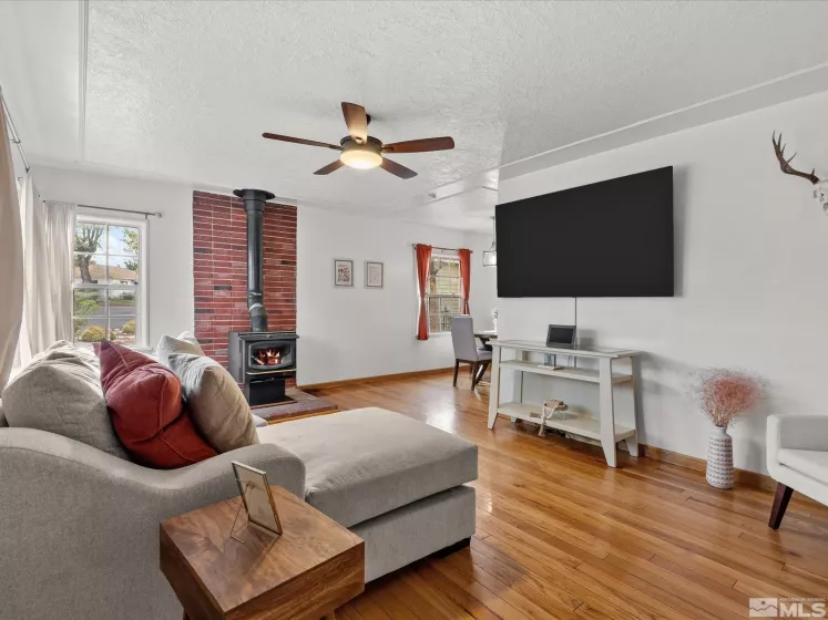 1620 The Strand, Reno, Nevada 89503, 2 Bedrooms Bedrooms, ,1 BathroomBathrooms,Residential,For Sale,The Strand,250005582