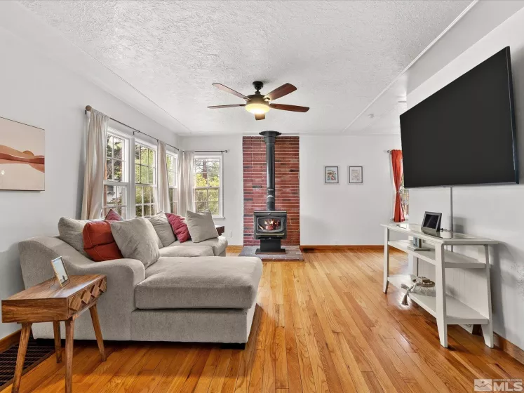 1620 The Strand, Reno, Nevada 89503, 2 Bedrooms Bedrooms, ,1 BathroomBathrooms,Residential,For Sale,The Strand,250005582