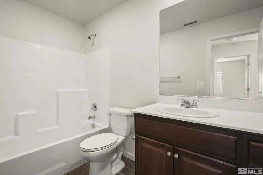 8971 Sagemoor Dr., Reno, Nevada 89506, 3 Bedrooms Bedrooms, ,2 BathroomsBathrooms,Residential,For Sale,Sagemoor Dr.,250005584